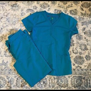 Healing hands purple label scrub set xs/ s